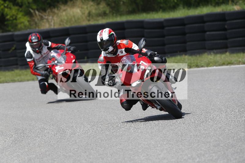 /27 12.06.2025 Ducati Schweiz Trackday Warmup  ADR/gruen-vert/37